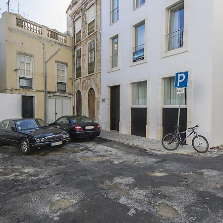 Lovelystay - Penthouse On The Tagus In Alfama Lisbon Bagian luar foto