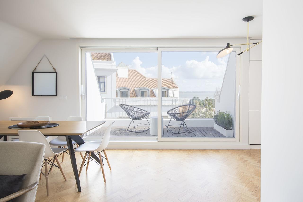 Lovelystay - Penthouse On The Tagus In Alfama Lisbon Bagian luar foto