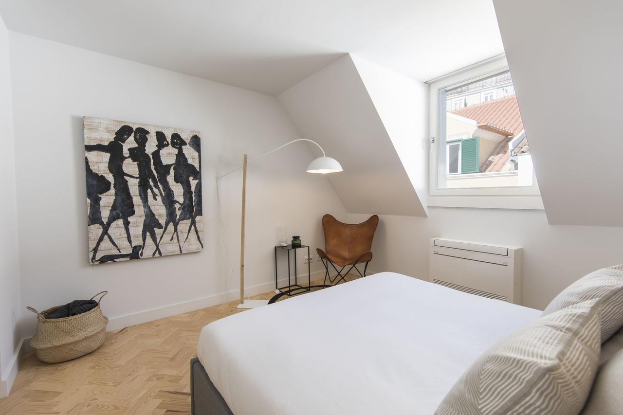 Lovelystay - Penthouse On The Tagus In Alfama Lisbon Bagian luar foto