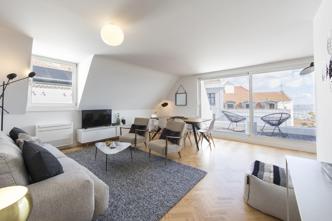 Lovelystay - Penthouse On The Tagus In Alfama Lisbon Bagian luar foto