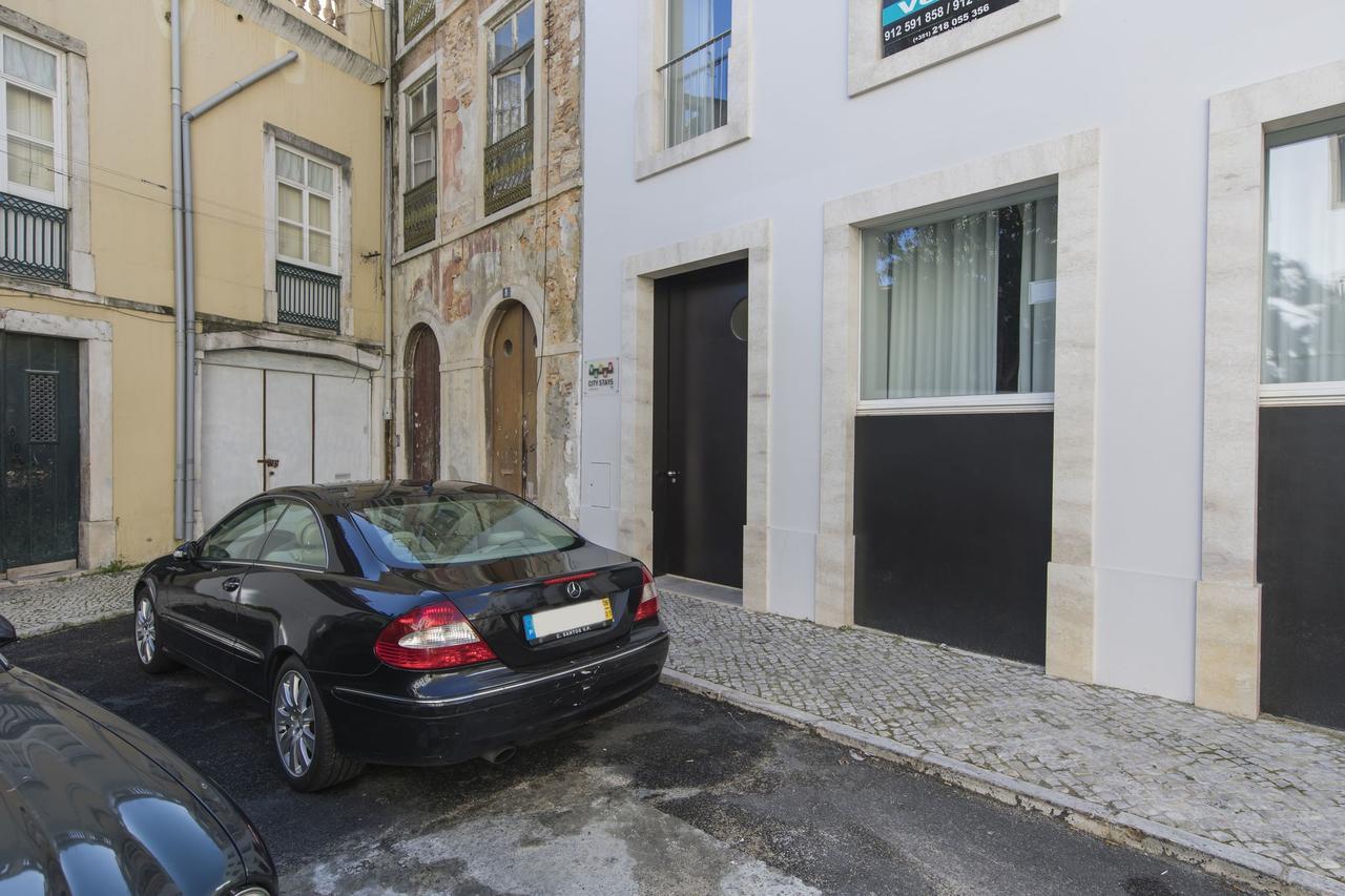 Lovelystay - Penthouse On The Tagus In Alfama Lisbon Bagian luar foto