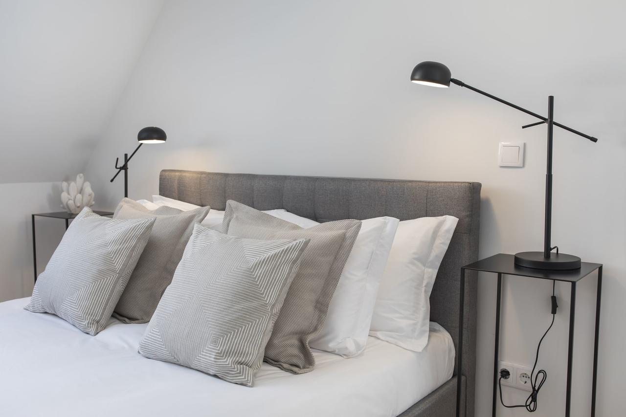 Lovelystay - Penthouse On The Tagus In Alfama Lisbon Bagian luar foto