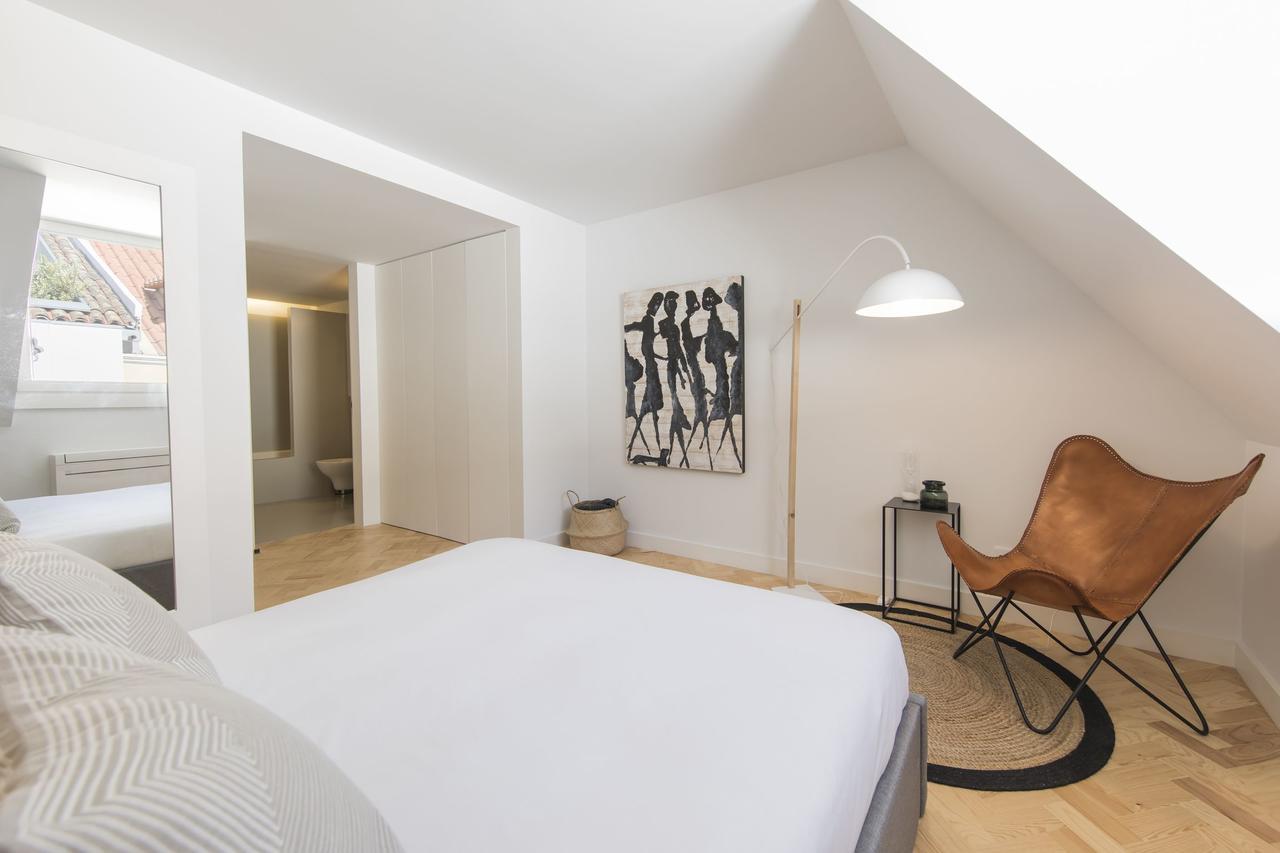 Lovelystay - Penthouse On The Tagus In Alfama Lisbon Bagian luar foto